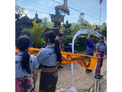 31e2350c-2f46-4412-807e-24ecb0cea026